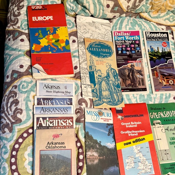 Huge Vtg Lot 71 Gas Oil Tourist Maps Guides Brochures US International 50s 60s - Picture 2 of 11